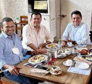 PRINCPAL CARLOS GUERRERO, SAMUEL RESENDIZ Y MARIO MORENO