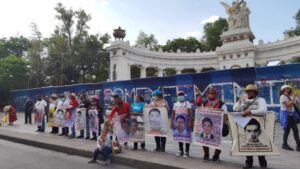 ESTADO AYOTZINAPA MARCHA CDMX