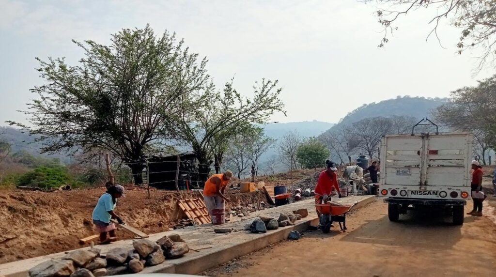 IGUA CONSTRUCCION DEL CAMINO (1)