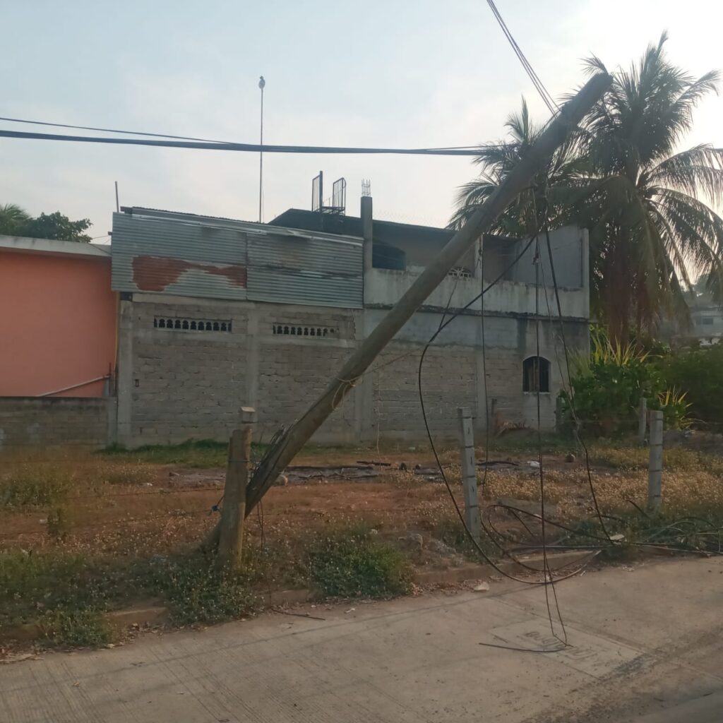 IGUA postes a punto de caer