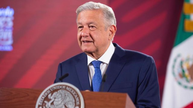 NACIONAL AMLO MEDICOS