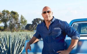 SOCIALES LA ROCA TEQUILA