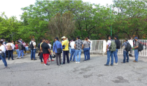 estado exigen maestros en la sierra