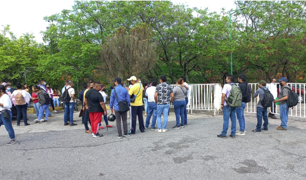 estado exigen maestros en la sierra