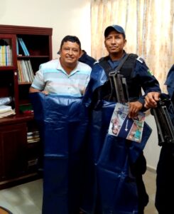 BOLETÍN JUCHITÁN ENTREGA DE IMPERMEABLES (MANGAS)