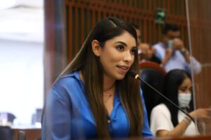 CONGRESO ELZY CAMACHO