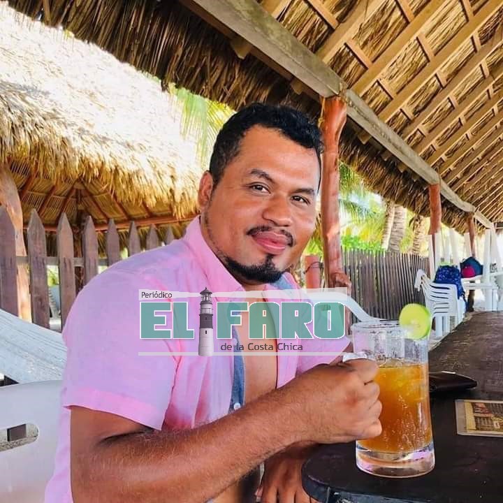 PRINCIPAL Enoc César Galeana Chávez en vida