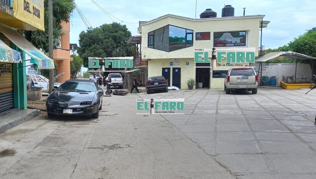 ROJA EL LUGAR DE LOS HECHOS (2)