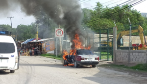 ROJA INCENDIAN URVANS Y TAXIS 2