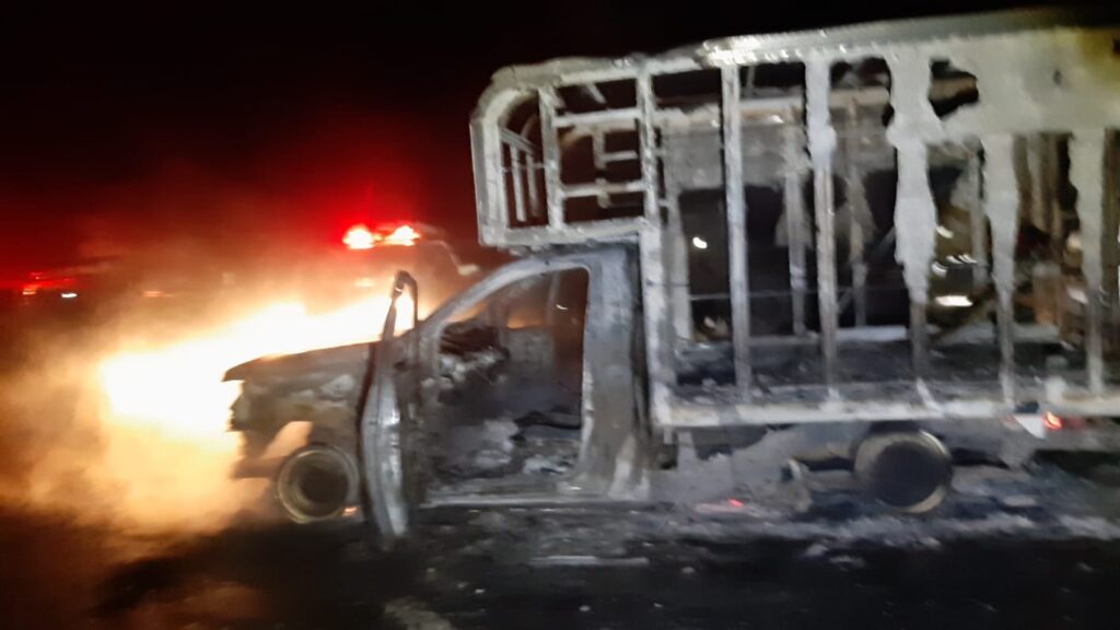 ROJA INCENDIAN VEHICULOS (3)