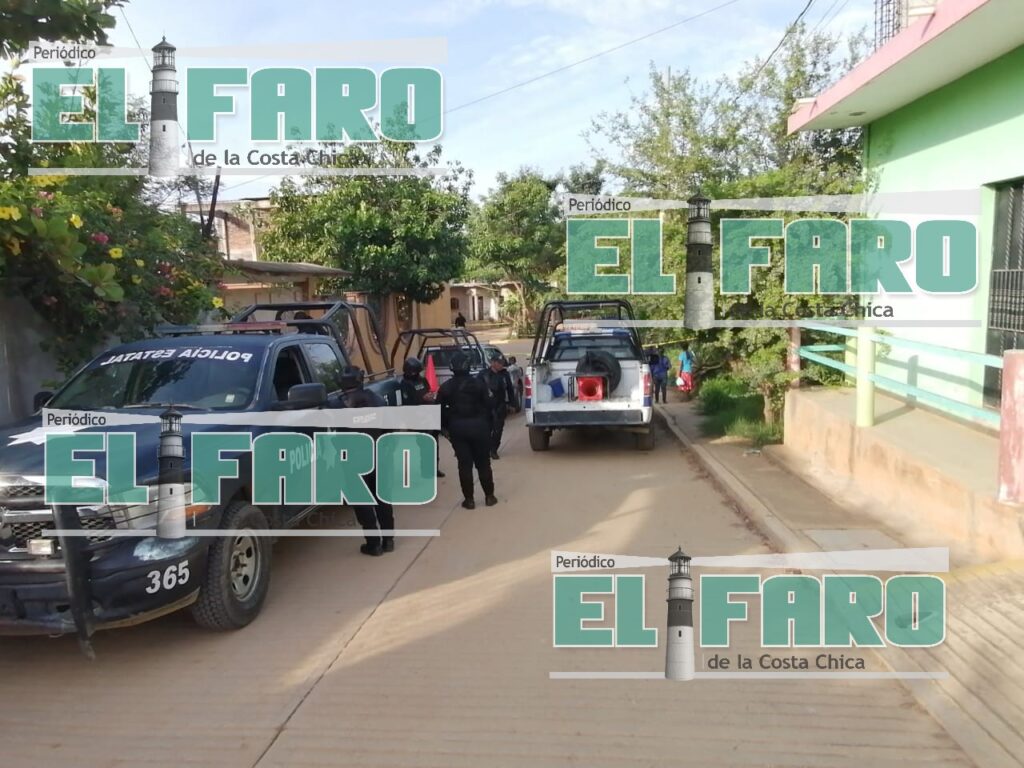 ROJA LOS POLICIAS EN EL LUGAR