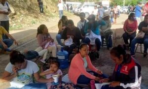 SAN LUIS TLAPA BLOQUEOS
