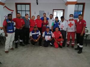 AZOYÚ Los galardonados junto a sus compañeros