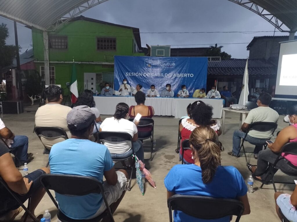 Marquelia Durante la cuarta sesión de cabildo abierto