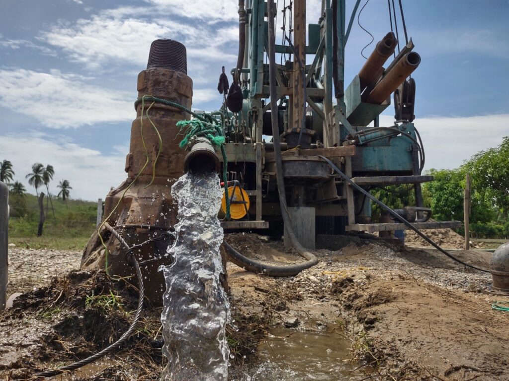 Marquelia Las pruebas del pozo para abastecre de agua potable a Barra de Tecoanapa (3)