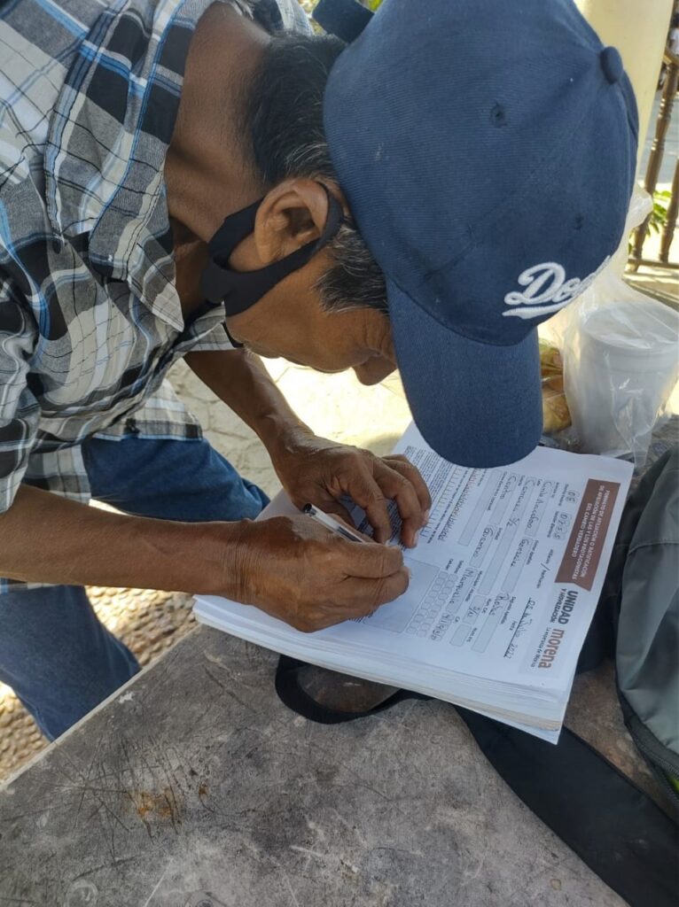 Marquelia Militantes ratifican su afiliación (1)