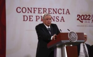 NACIONAL AMLO CONTRA CATEOS