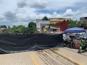 OME ESTACIONAMIENTO CONGESTIONADO (2)