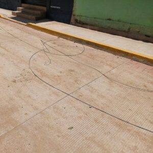 OME LOS CABLES TIRADOS (1)