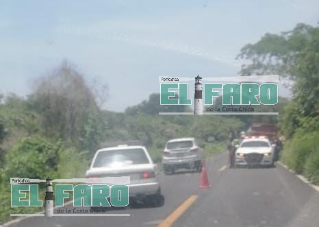 ROJA Carro dañado en Arroyo Cuatete