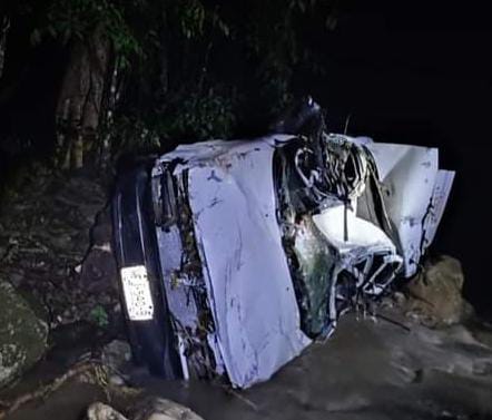 ROJA El automóvil donde viajaba