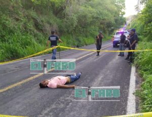ROJA MUERTO EN AYUTLA
