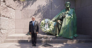 principal amlo son heroes (2)