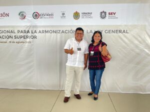 CONGRESO Masedonio Mendoza y María Flores