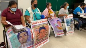 PRINCIPAL PADRES DE LOS ESTUDIANTES