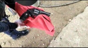 ROJA EL ARMA HOMICIDA