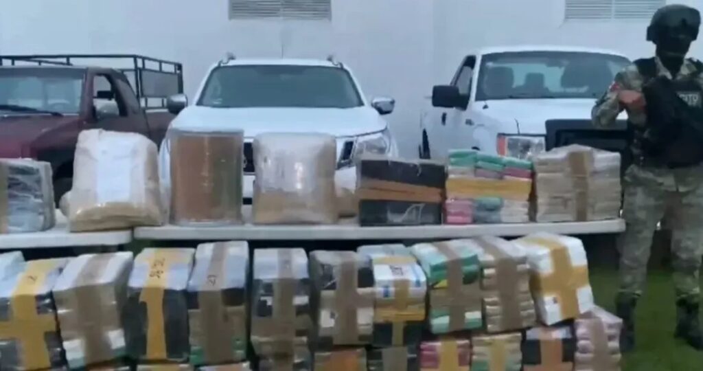 ROJA INCAUTAN COCAINA EN CHIAPAS