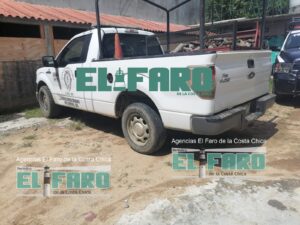 ROJA La camioneta de la CRAC