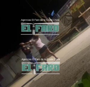 ROJA La menor siendo golpeada