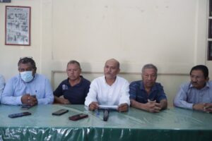 SAN LUIS CREAN OTRO GRUPO MORENA