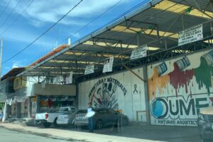 roja cierran negocios de materiales