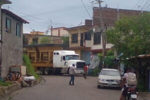 Marquelia Tráiler al intentar pasar por la curva de El Atorón