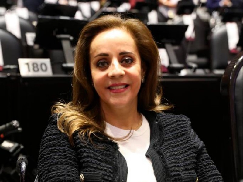 NACIONAL YOLANDA DE LA TORRE
