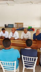 OME Arturo Salinas dialogando con los transportistas (1)