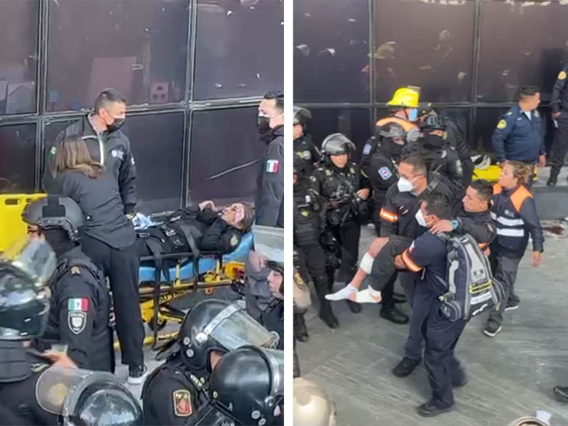 PRINCIPAL el choque de normalistas y policias (2)