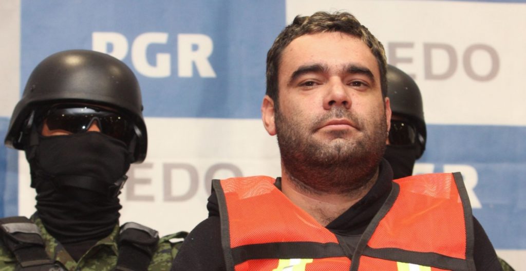 ROJA JUAN SILLAS