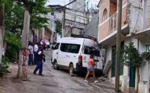 ROJA LA UNIDAD DE SERVICIO PUBLICO
