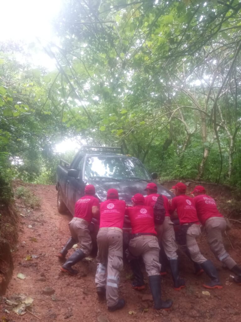 SAN LUIS VEHICULOS VARADOS