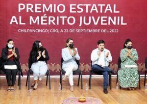boletin evelyn premio estatal (3)