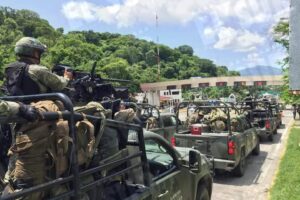 estado llegan militares (2)