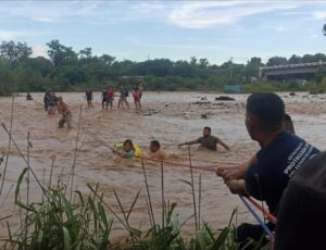 roja rescate de turistas