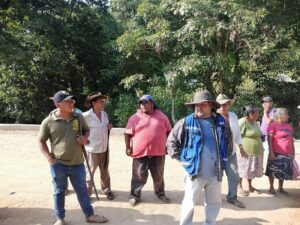 SAN LUIS POBLADORES RECORREN EL TRAMO (4)