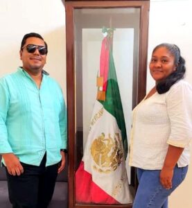 AYUTLA Roberto Mayo Juárez y Lizbeth Vázquez González