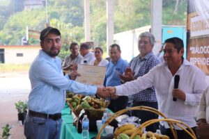 CONGRESO EL FORO CON CAFETALEROS (3)
