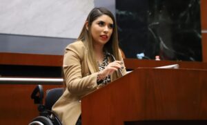 CONGRESO Elzy Camacho Pineda