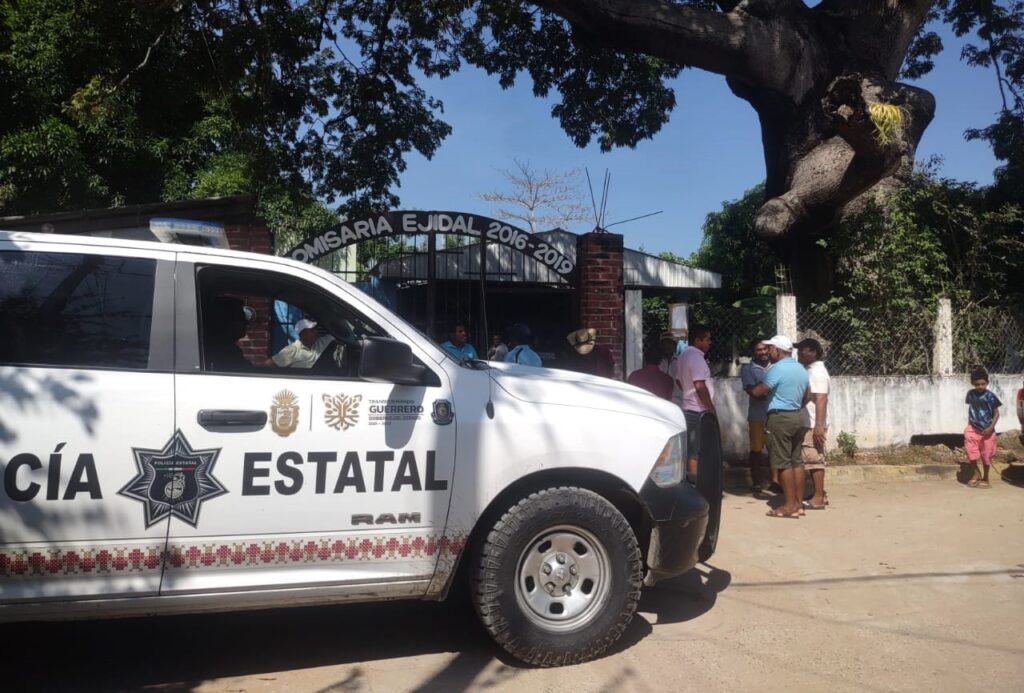 COPALA Reunión con ejidatarios de Las Salinas (2)